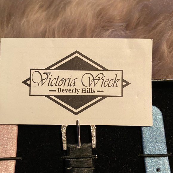 VICTORIA WIECK WATCH WITH INTERCHANGEABLE STRAPS - Picture 5 of 12